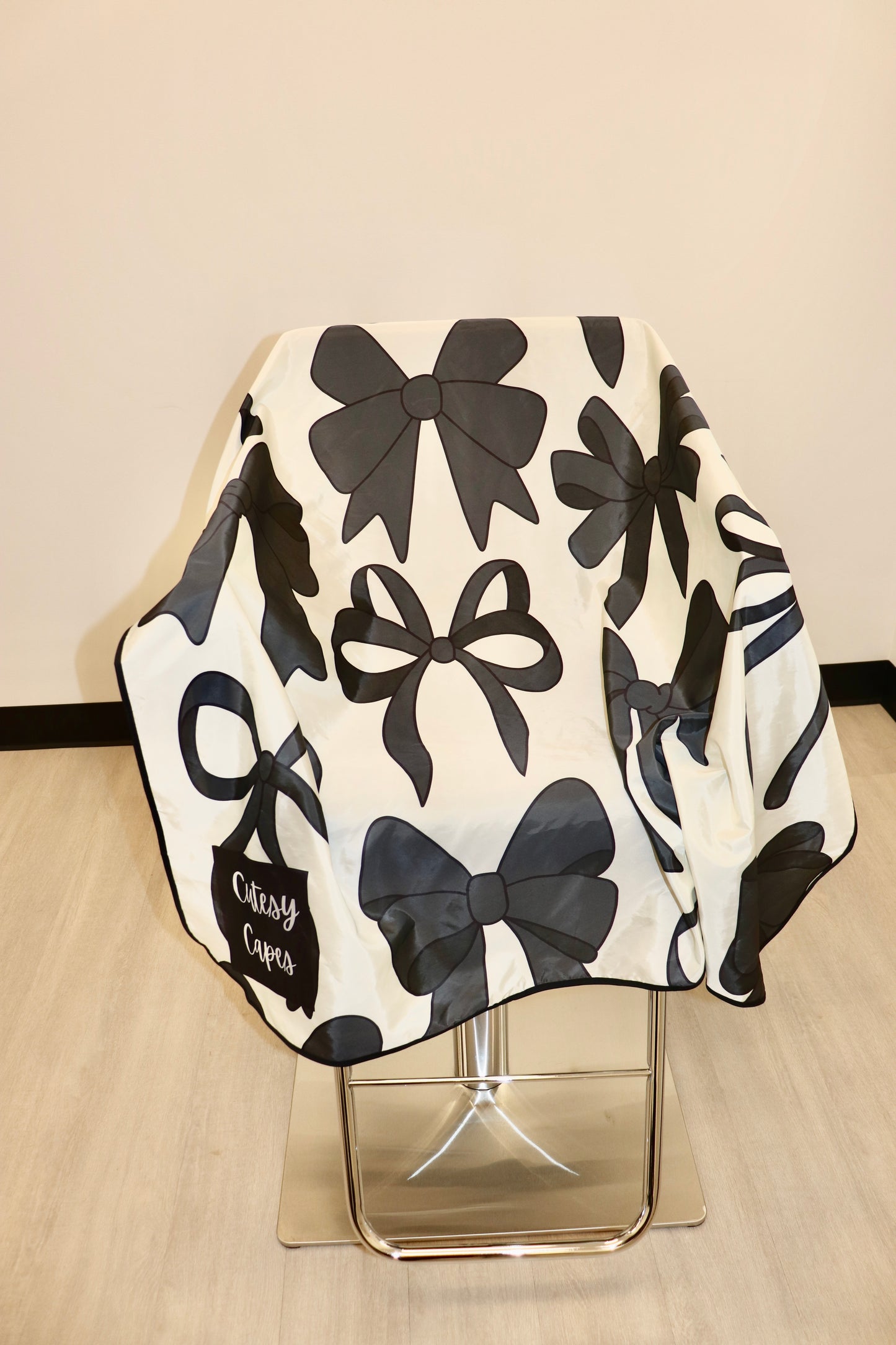 Coquette Black Bows Cutting Cape